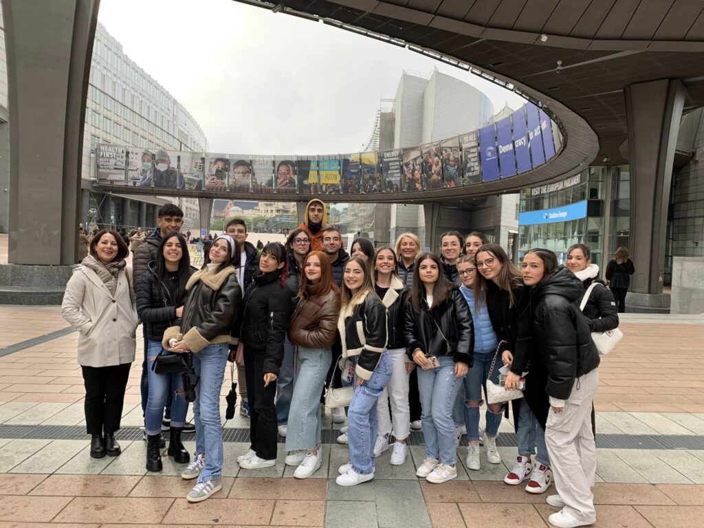 Gli studenti ASOC del Liceo Fermi in visita al Parlamento europeo